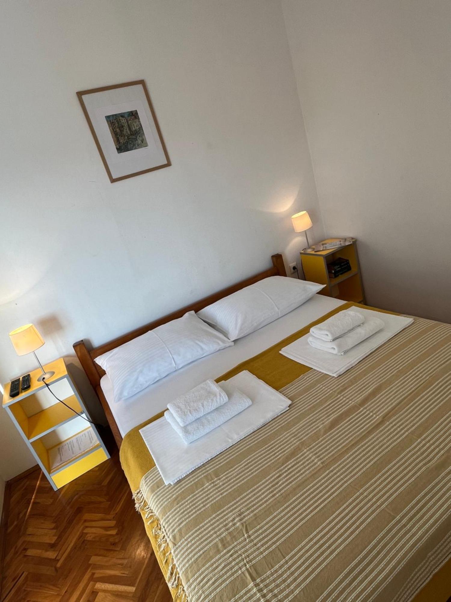 Apartmani Ivan Trogir Exterior foto